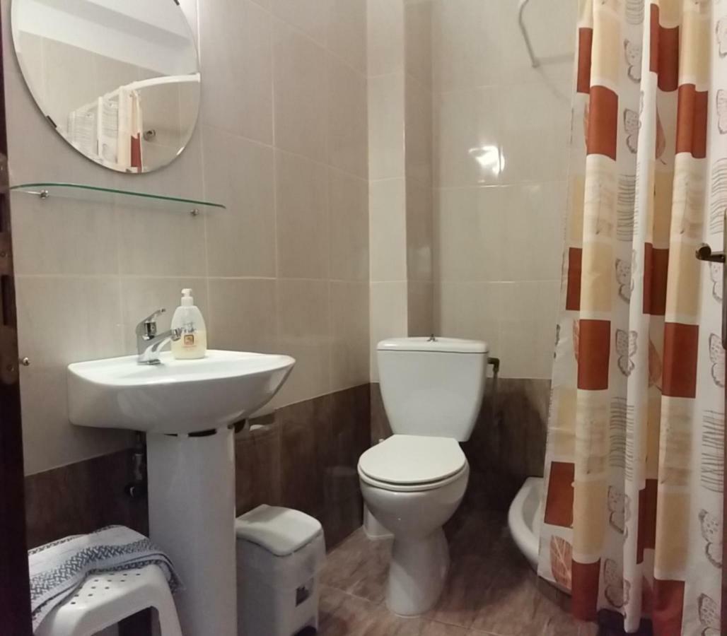 Gougousis Apartments Kaloyiros Екстер'єр фото
